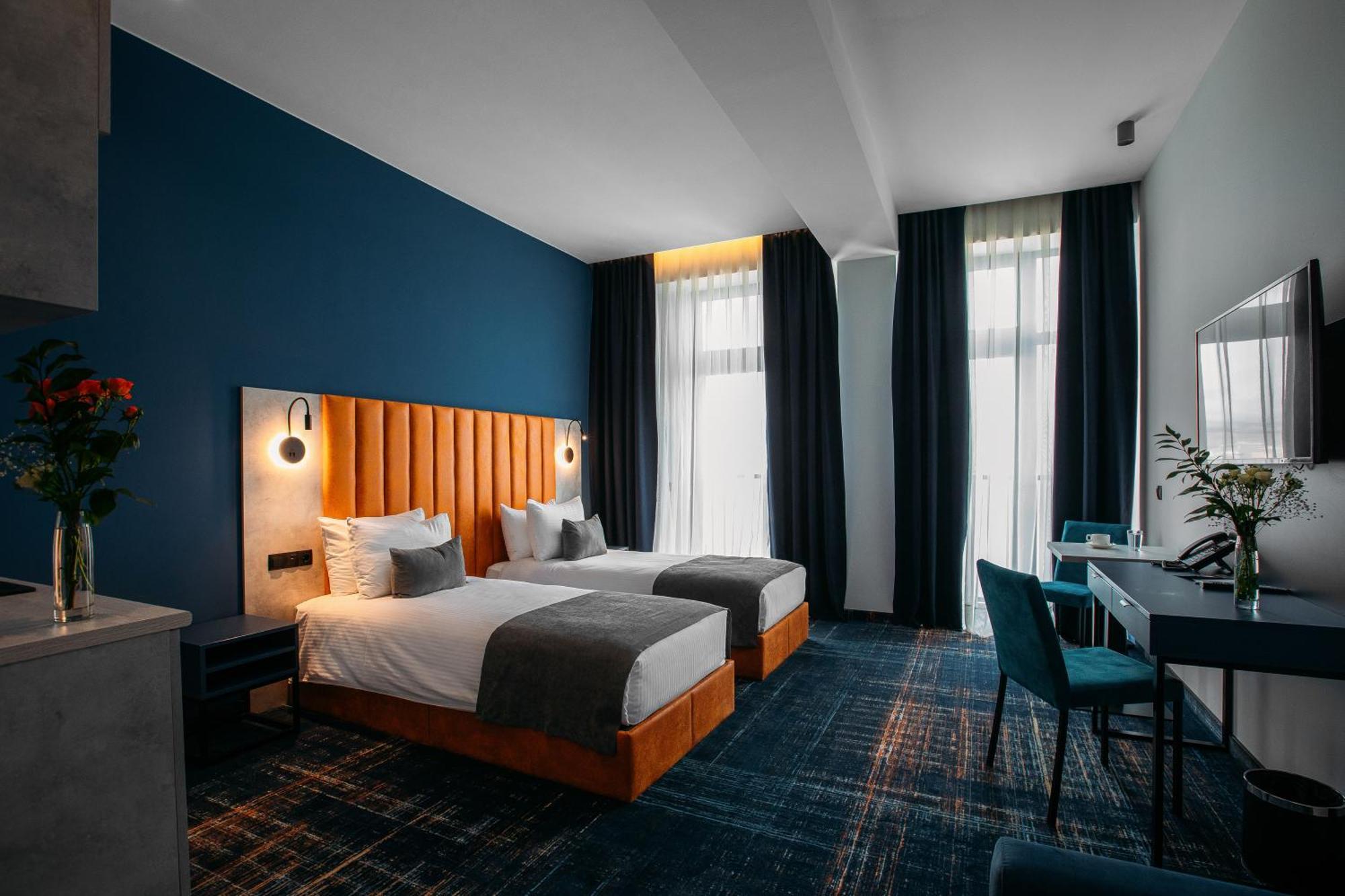 Gino Seaside Tbilisi, Trademark Collection By Wyndham מלון